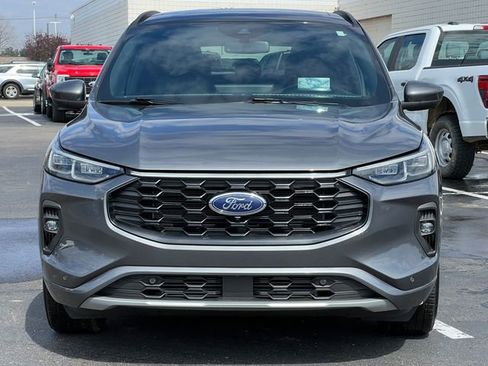 Certified 2024 Ford Escape ST-Line Elite w/ Premium Technology Package image 42