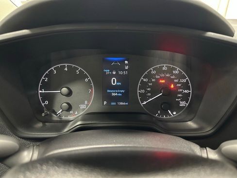 Used 2025 Toyota Corolla LE image 23