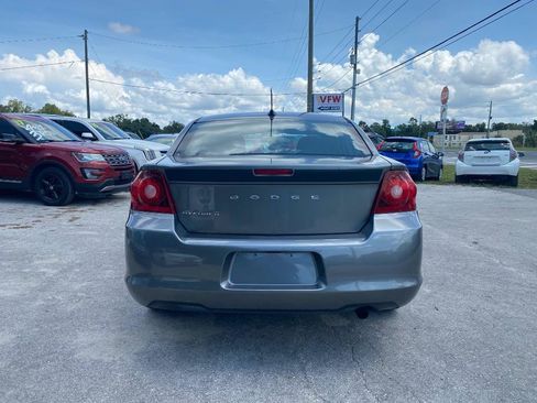 Used 2013 Dodge Avenger SE FWD image 9