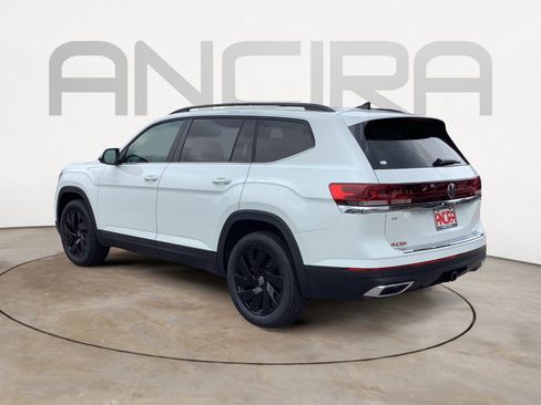 New 2025 Volkswagen Atlas SE FWD image 6