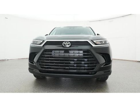 New 2026 Toyota Grand Highlander XLE image 31