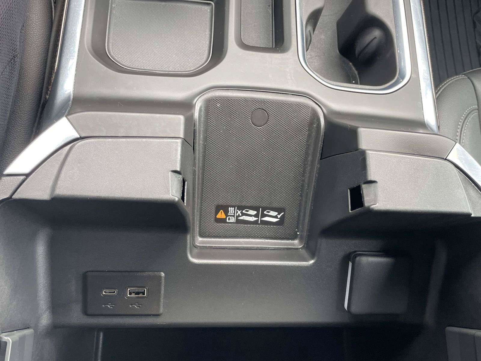 Used 2025 Chevrolet Silverado 1500 RST AWD/4WD image 24