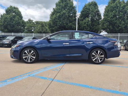 Used 2019 Nissan Maxima 3.5 SL w/ Floor Mat Group FWD image 9