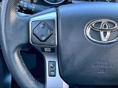 Certified 2021 Toyota Tacoma SR5 image 21