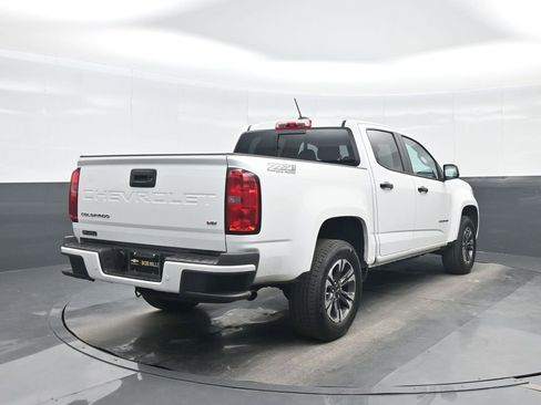 Used 2021 Chevrolet Colorado Z71 AWD/4WD image 6