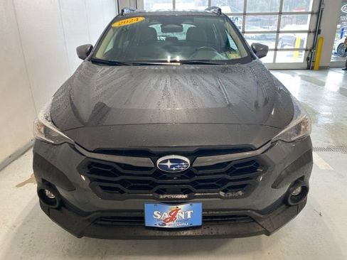 Used 2024 Subaru Crosstrek 2.0i Premium image 4
