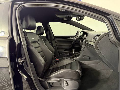 Used 2019 Volkswagen Golf R 2.0T image 13