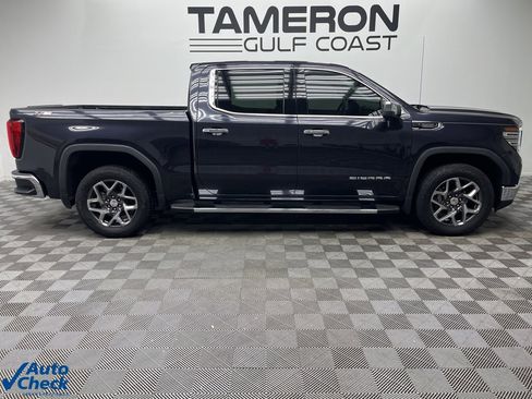 Used 2023 GMC Sierra 1500 SLT w/ SLT Premium Package image 4