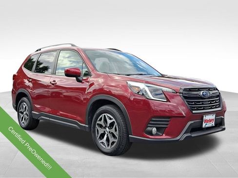 Used 2023 Subaru Forester Premium AWD/4WD image 1