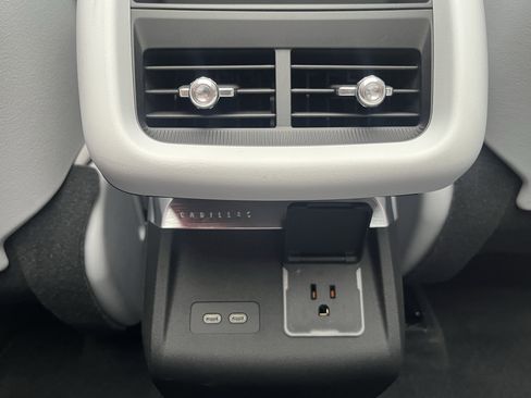 Used 2024 Cadillac Lyriq Sport RWD image 31