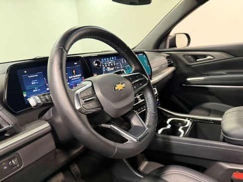 Used 2026 Chevrolet Traverse LT AWD/4WD image 74