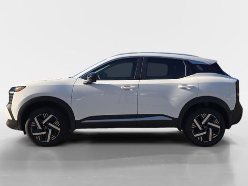 New 2026 Nissan Kicks SV image 2