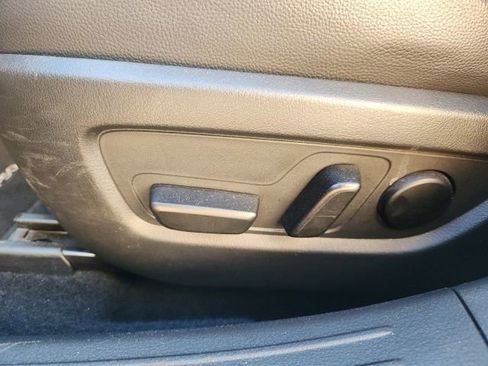 Used 2024 MAZDA CX-50 AWD 2.5 S w/ Preferred Package image 22