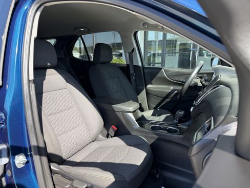 Used 2020 Chevrolet Equinox LT image 22