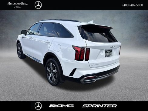 Used 2023 Kia Sorento EX w/ Panoramic Sunroof Package FWD image 3