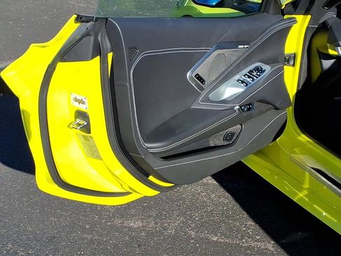 Used 2023 Chevrolet Corvette Stingray Preferred Conv w/ Z51 Performance Package image 17