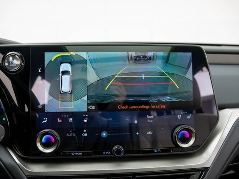 Used 2025 Lexus TX 350 AWD image 26