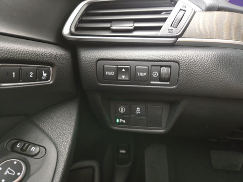 Used 2020 Honda Accord Touring image 30