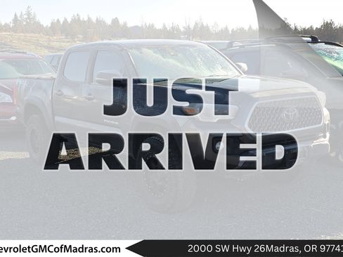 Used 2018 Toyota Tacoma TRD Off-Road image 1