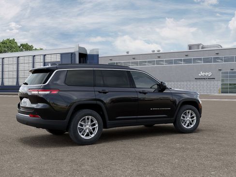 New 2026 Jeep Grand Cherokee L 4WD image 2