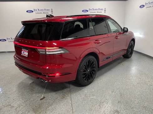 New 2025 Lincoln Aviator Reserve w/ Luxury Package image 6