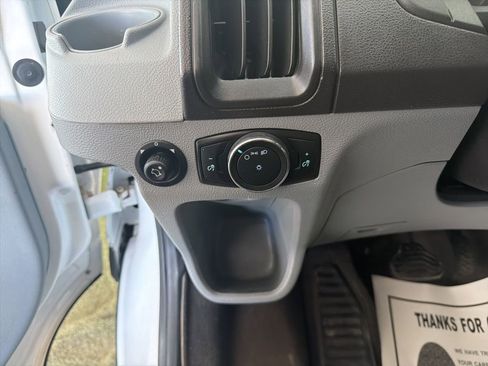 Used 2016 Ford Transit 150 XL image 18