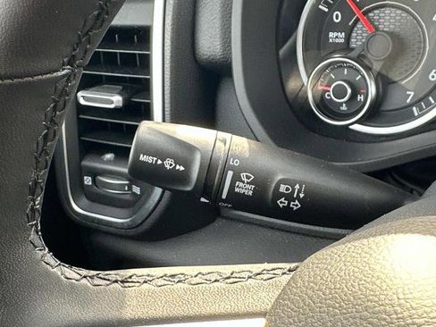 Used 2025 RAM 1500 Big Horn AWD/4WD image 25