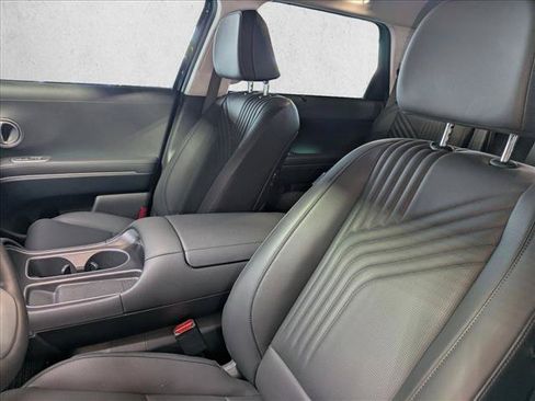 Used 2026 Hyundai Palisade SEL Premium FWD image 19