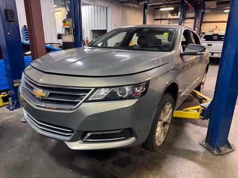 Used 2019 Chevrolet Impala Premier FWD image 10