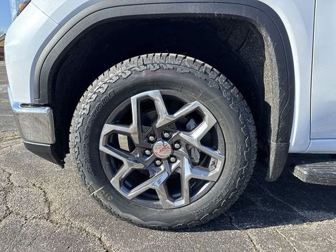 New 2026 GMC Sierra 1500 SLT w/ SLT Premium Plus Package image 10