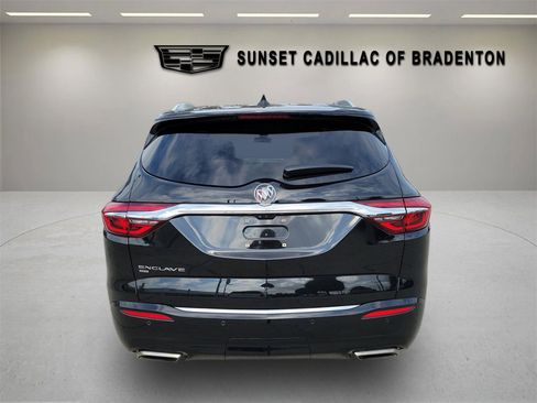 Used 2021 Buick Enclave Avenir w/ Avenir Technology Package image 5