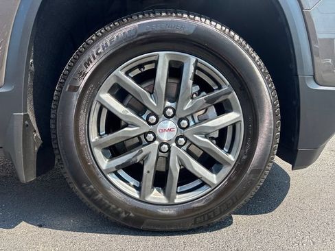 Used 2019 GMC Acadia SLT AWD/4WD image 9