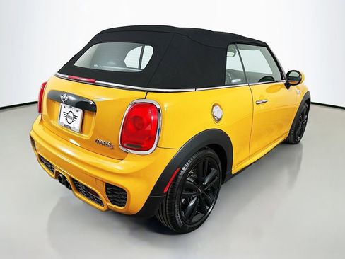 Used 2016 MINI Cooper S image 5
