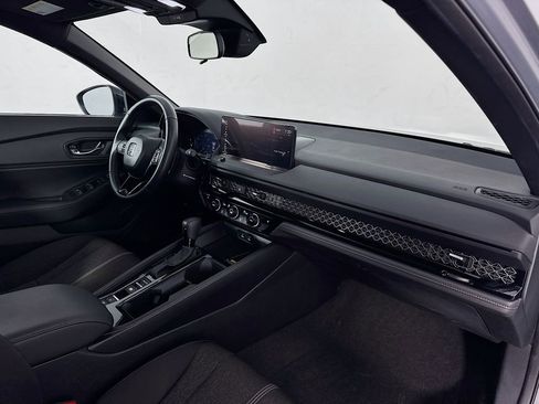 Used 2025 Honda Accord Sport image 36