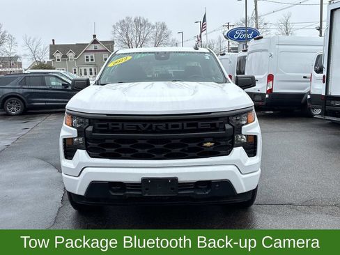 Used 2022 Chevrolet Silverado 1500 Custom image 2