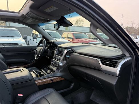 Used 2017 Chevrolet Tahoe Premier RWD image 9