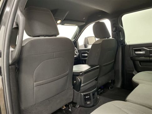 Used 2024 RAM 2500 Big Horn image 16