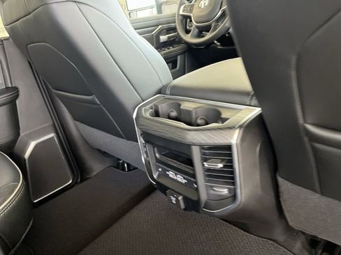 New 2024 RAM 2500 Laramie w/ Night Edition image 28
