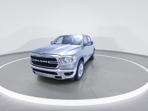 Used 2022 RAM 1500 Big Horn AWD/4WD image 3