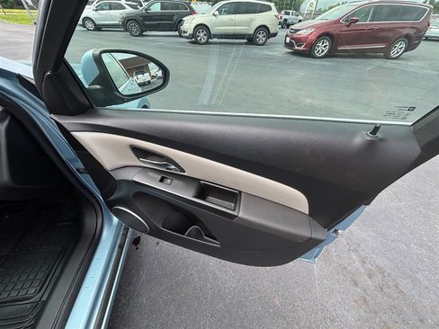 Used 2012 Chevrolet Cruze Eco image 22