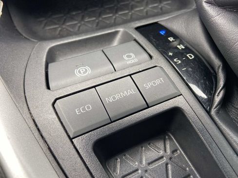 Used 2024 Toyota RAV4 LE FWD image 24
