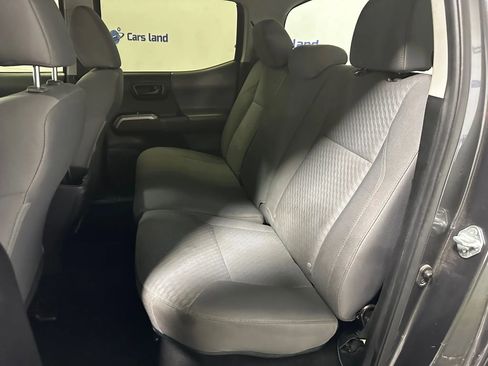 Used 2021 Toyota Tacoma SR5 image 18