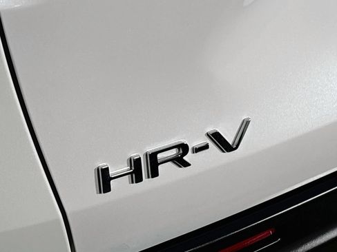 Used 2026 Honda HR-V LX image 23