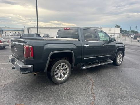 Used 2018 GMC Sierra 1500 SLT w/ SLT Premium Package AWD/4WD image 4