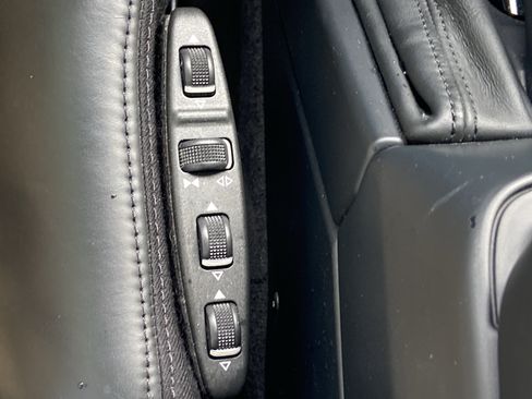 Used 2016 Mercedes-Benz G 63 AMG 4MATIC image 36