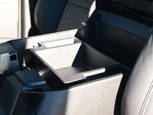 Used 2024 Chevrolet Silverado 2500 ZR2 w/ Technology Package image 28