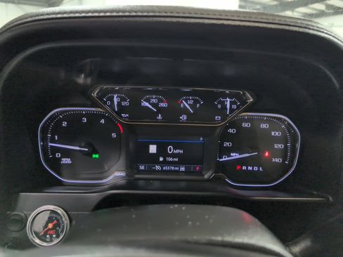 Used 2022 GMC Sierra 3500 AT4 w/ AT4 Preferred Package image 8