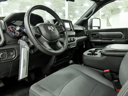 Used 2023 RAM 3500 Tradesman image 8