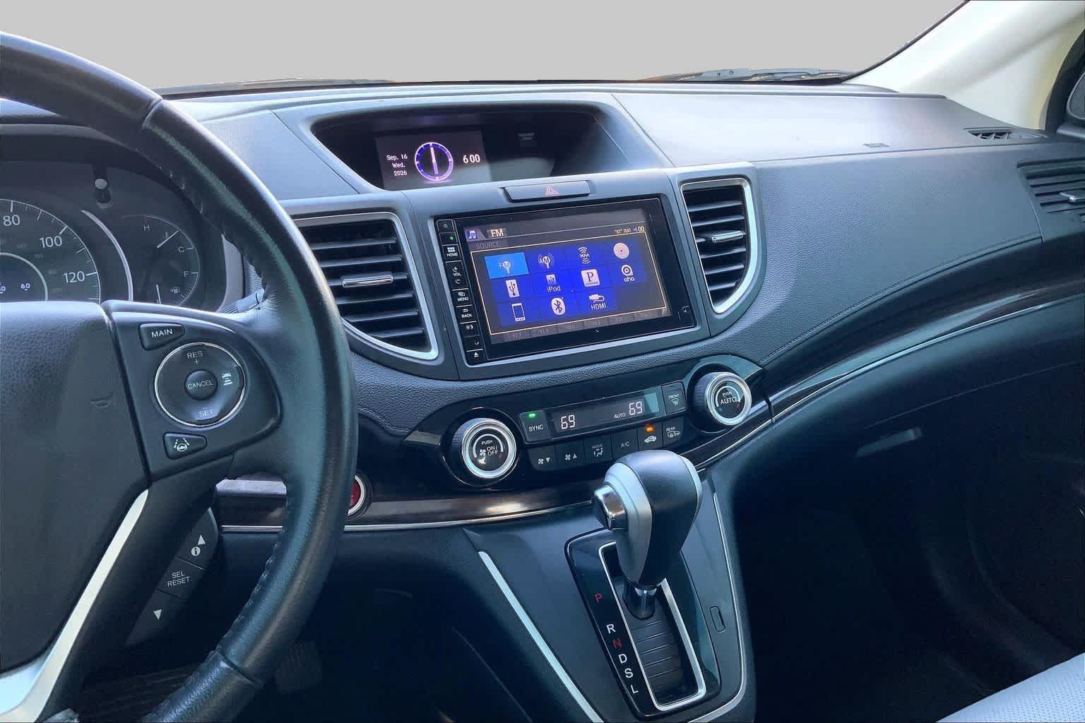 Used 2016 Honda CR-V Touring image 6