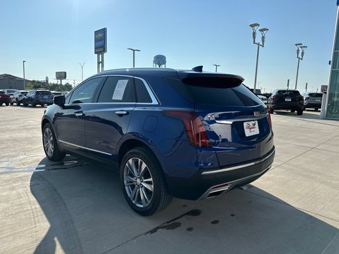 Used 2024 Cadillac XT5 Premium Luxury w/ Technology Package FWD image 3